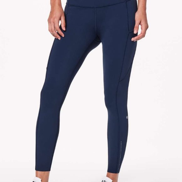 Lululemon Fast and Free Reflective Tight 25" - True Navy Size 8 - Picture 1 of 9